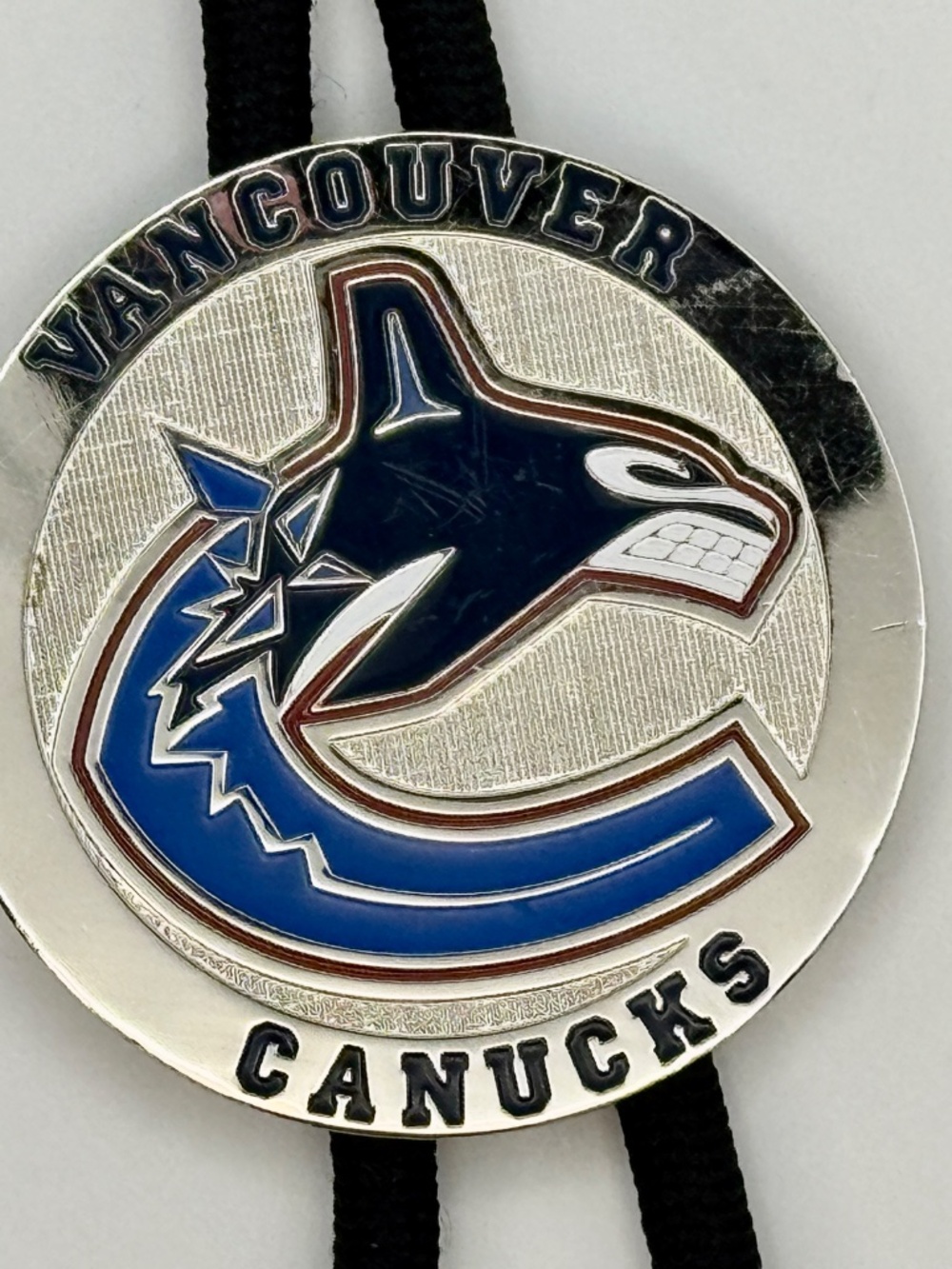 Vancouver Canucks Bolo Tie One-of-a-Kind NHL Fan Apparel Upcycled 1.75" pin - Picture 2 of 11